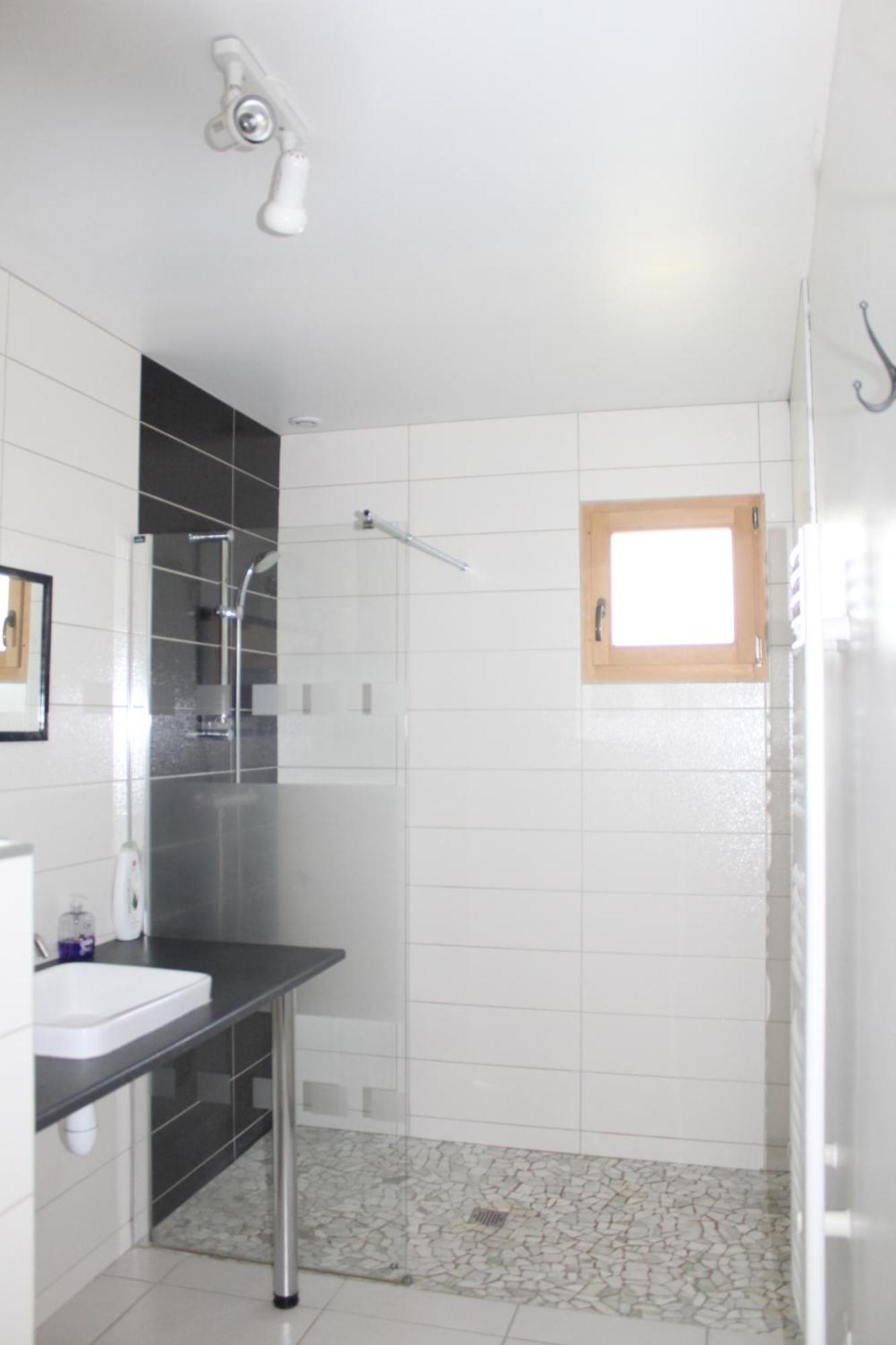 Chalet De Charme Le Contemporain Ney Exterior photo