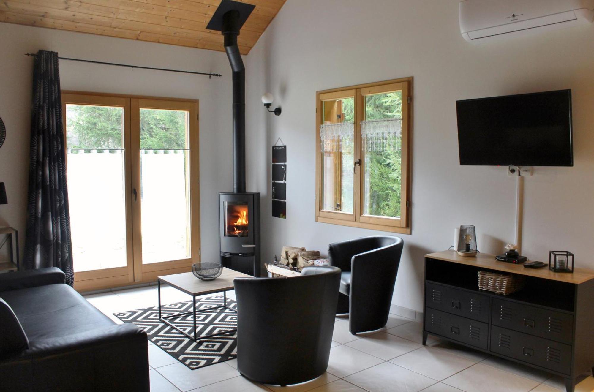 Chalet De Charme Le Contemporain Ney Exterior photo
